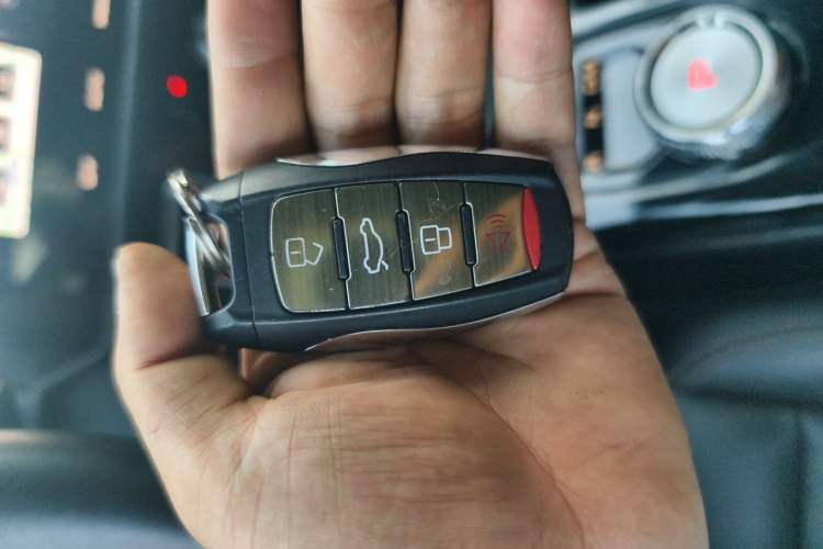 Used Haval DARGO 2021 1.5T DCT Two-Wheel Drive Border Collie - Wangcai Edition Vehicle Key