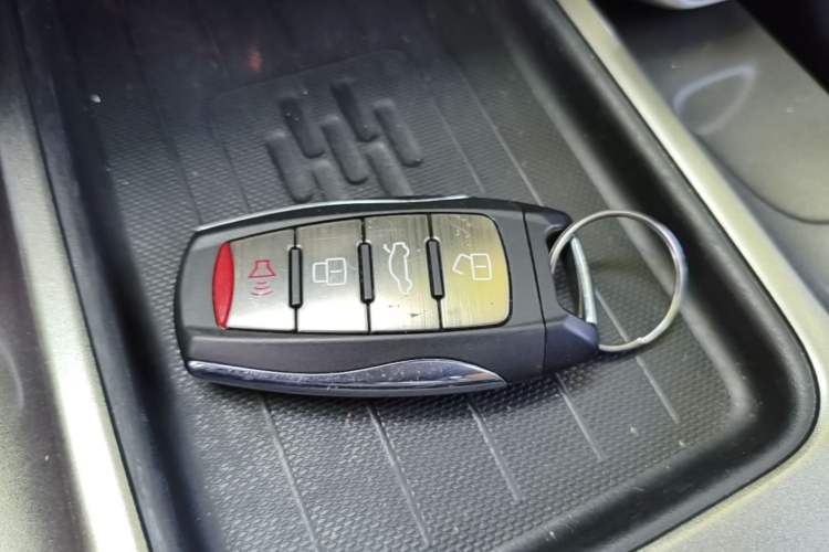 Used Haval DARGO 2021 1.5T DCT Two-Wheel Drive Labrador Edition Vehicle Key