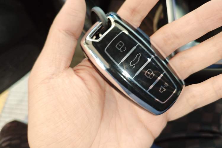 Used Haval DARGO 2021 Revised Version 1.5T DCT Two-Wheel Drive "Mǎquǎn" Edition Vehicle Key