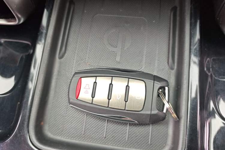 Used Haval DARGO 2021 2.0T DCT Two-Wheel Drive Chinese Mastiff Edition Vehicle Key