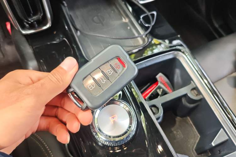 Used Haval DARGO 2021 Revised Version 2.0T DCT Four-Wheel Drive "Hao Tian Que" Edition Vehicle Key