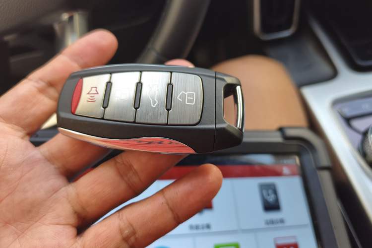 Used Haval DARGO 2021 1.5T DCT Two-Wheel Drive Labrador Edition Vehicle Key