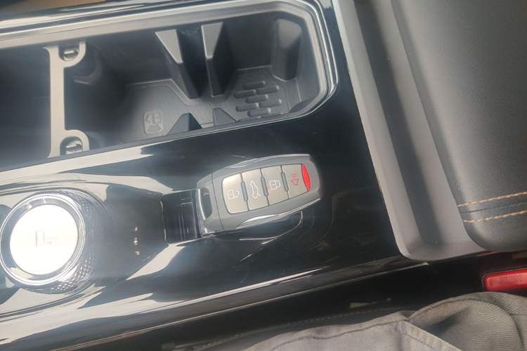 Used Haval DARGO 2021 1.5T DCT Two-Wheel Drive Border Collie Edition Vehicle Key