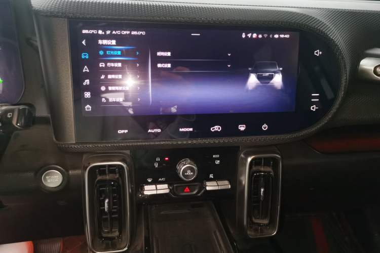 Used Haval DARGO 2021 1.5T DCT Two-Wheel Drive "Mǎquǎn" Edition Audio And AC Panel