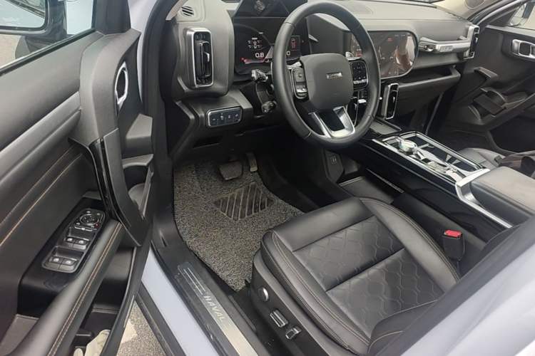 Used Haval DARGO 2021 2.0T DCT Two-Wheel Drive Chinese Mastiff Edition Driver Seat