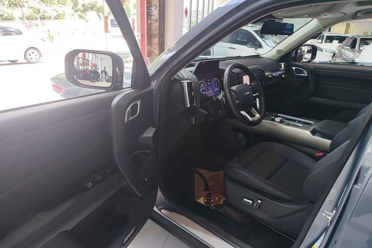 Used Haval DARGO 2021 1.5T DCT Two-Wheel Drive Labrador Edition Driver Seat