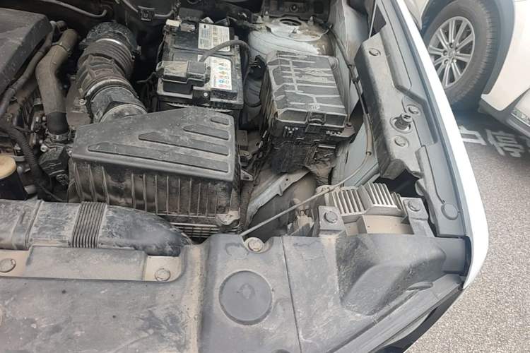 Used Haval DARGO 2021 2.0T DCT Two-Wheel Drive Chinese Mastiff Edition Engine Bay Left