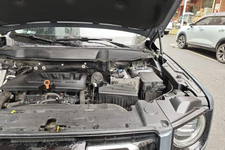 Used Haval DARGO 2021 1.5T DCT Two-Wheel Drive "Mǎquǎn" Edition Engine Bay Left
