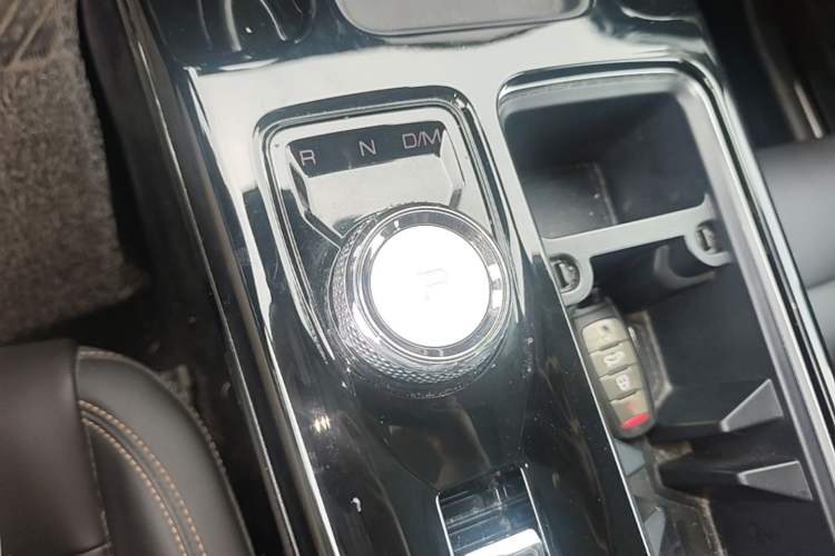 Used Haval DARGO 2021 2.0T DCT Two-Wheel Drive Chinese Mastiff Edition Gear Lever