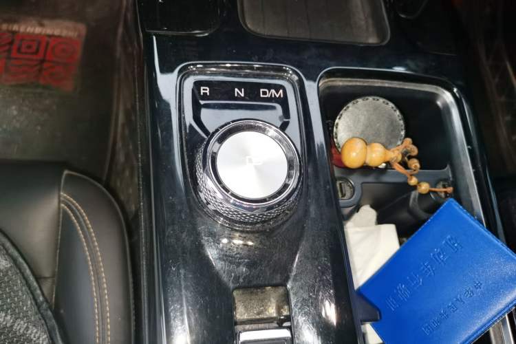Used Haval DARGO 2021 1.5T DCT Two-Wheel Drive "Mǎquǎn" Edition Gear Lever