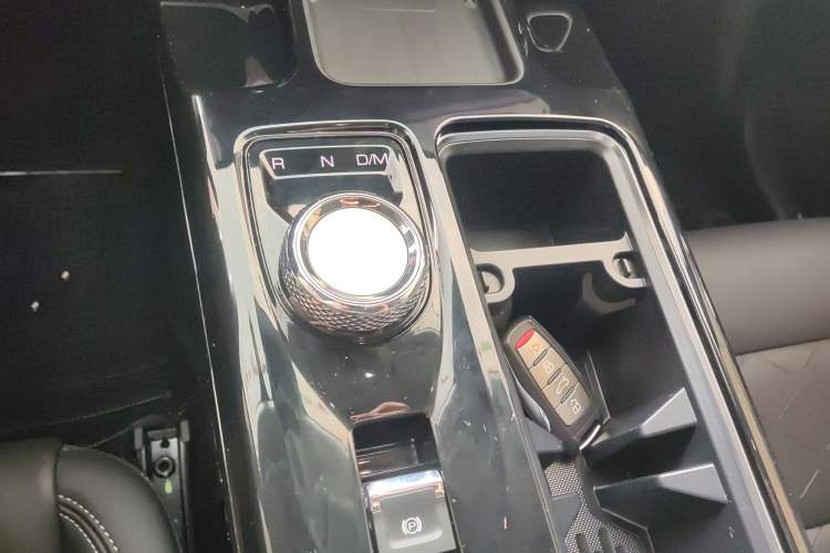 Used Haval DARGO 2021 2.0T DCT 4x4 Chinese Rural Dog Edition Gear Lever