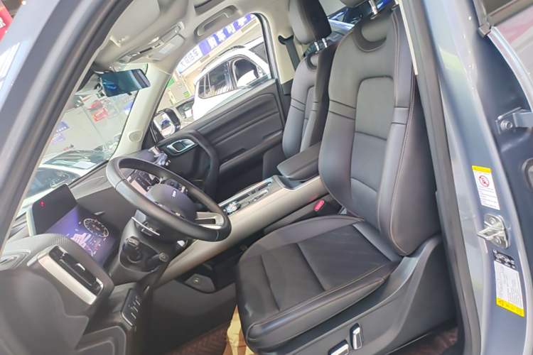 Used Haval DARGO 2021 1.5T DCT Two-Wheel Drive Labrador Edition Left Front Seat