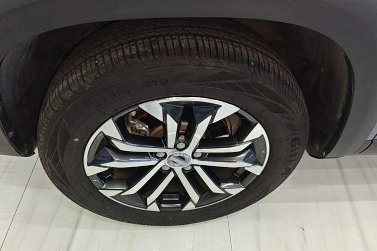Used Haval DARGO 2021 1.5T DCT Two-Wheel Drive Border Collie - Wangcai Edition Left Front Wheel Hub