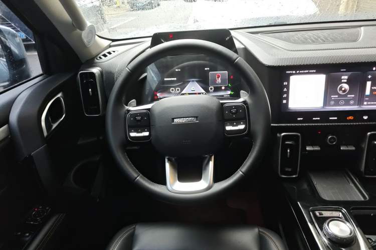 Used Haval DARGO 2021 1.5T DCT Two-Wheel Drive "Mǎquǎn" Edition Steering Wheel