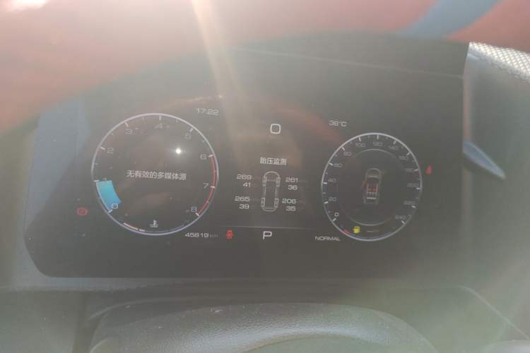 Used Haval DARGO 2021 1.5T DCT Two-Wheel Drive Labrador Edition Instrument Cluster