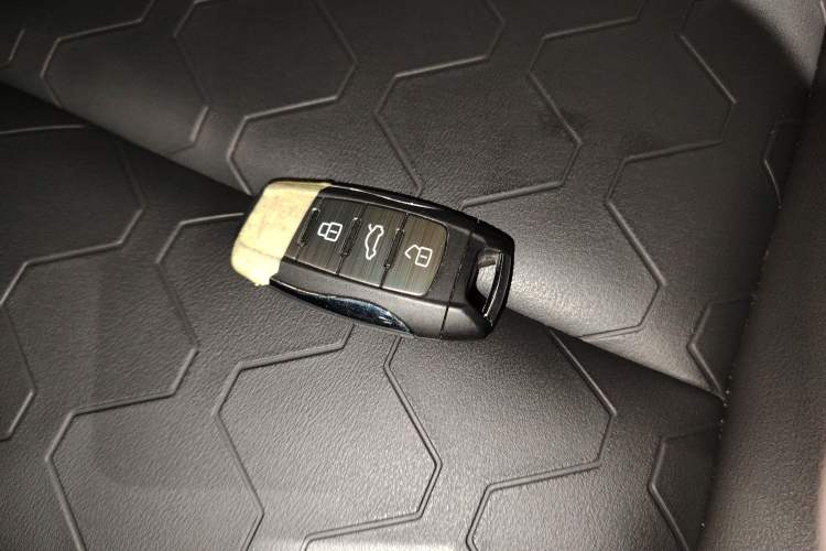 Used Haval DARGO 2021 2.0T DCT Two-Wheel Drive Chinese Mastiff Edition Interior 1
