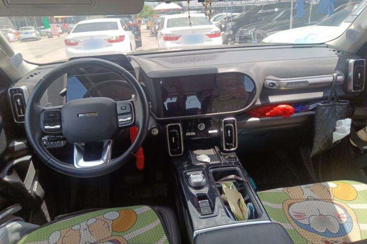 Used Haval DARGO 2021 2.0T DCT Two-Wheel Drive Chinese Mastiff Edition Center Console