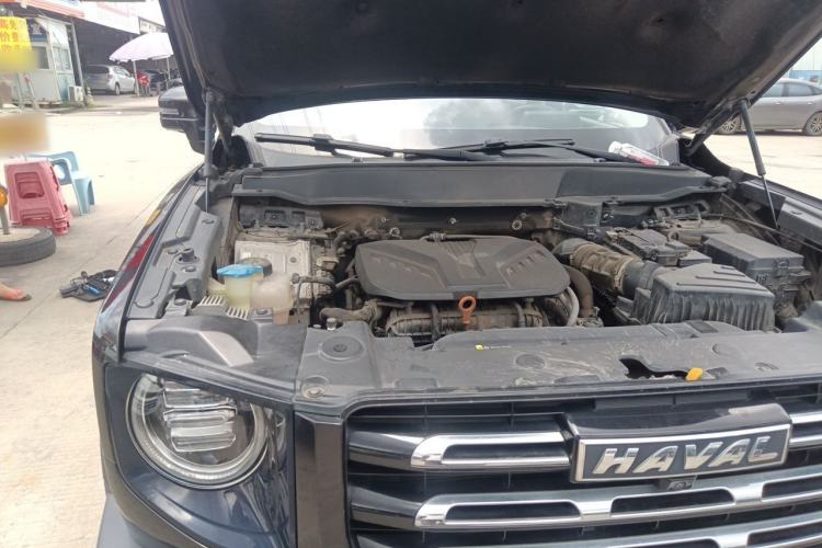 Used Haval DARGO 2021 2.0T DCT Two-Wheel Drive Chinese Mastiff Edition Engine Bay Right