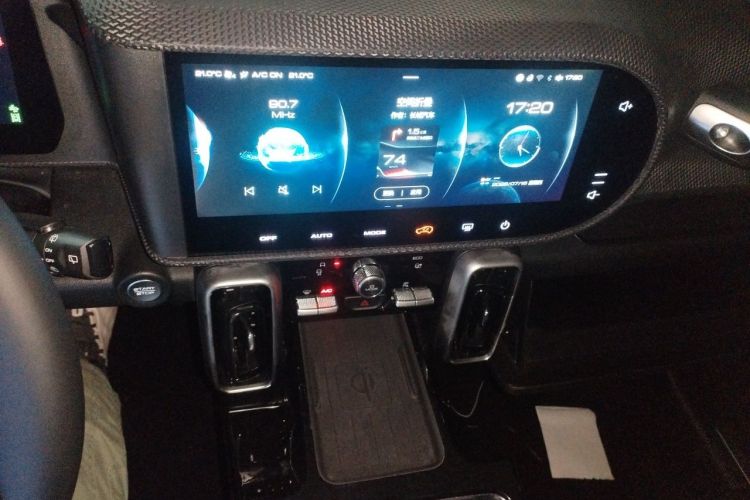 Used Haval DARGO 2021 1.5T DCT Two-Wheel Drive Border Collie - Wangcai Edition Audio And AC Panel