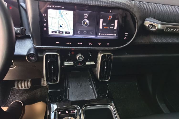 Used Haval DARGO 2021 1.5T DCT Two-Wheel Drive Border Collie Edition Audio And AC Panel