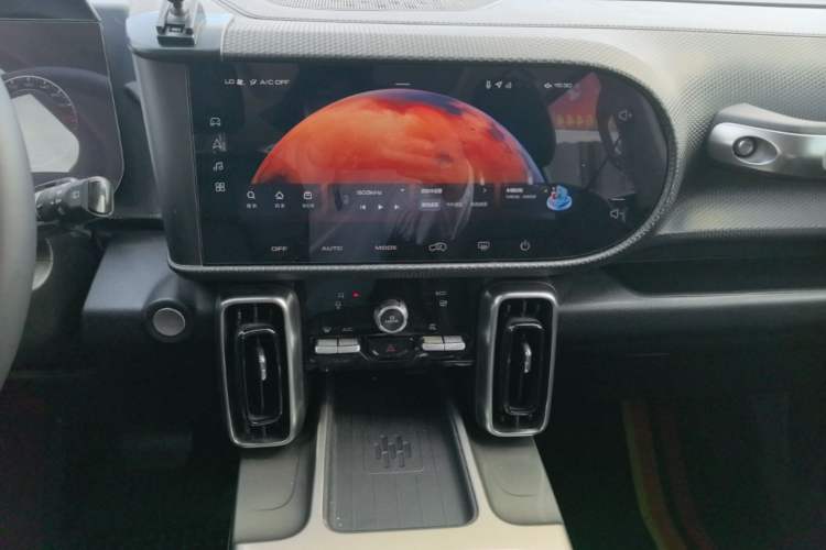 Used Haval DARGO 2021 1.5T DCT Two-Wheel Drive Labrador Edition Audio And AC Panel