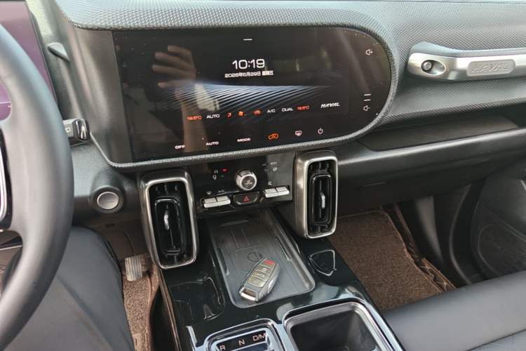 Used Haval DARGO 2021 1.5T DCT Two-Wheel Drive Border Collie Edition Audio And AC Panel