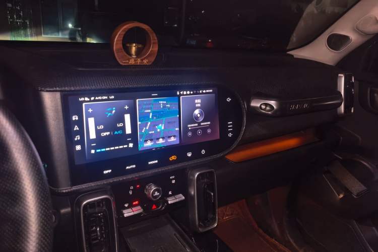 Used Haval DARGO 2021 Revised Version 1.5T DCT Two-Wheel Drive "Mǎquǎn" Edition Audio And AC Panel