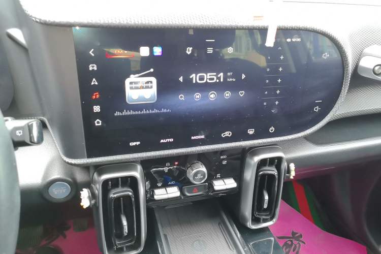 Used Haval DARGO 2021 1.5T DCT Two-Wheel Drive "Mǎquǎn" Edition Audio And AC Panel