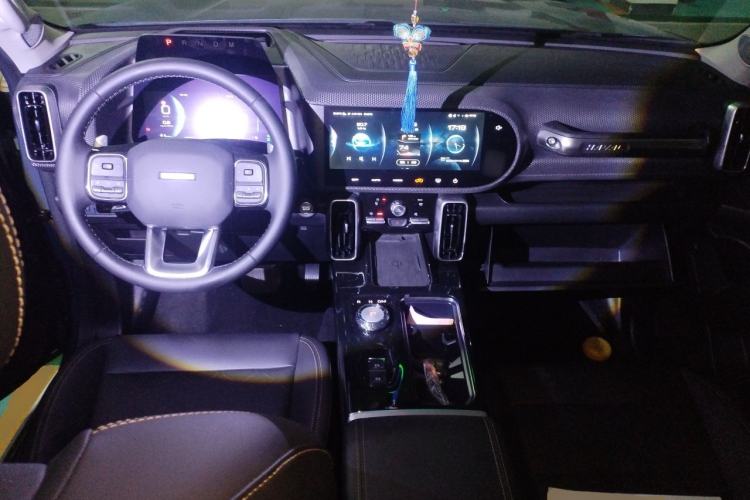 Used Haval DARGO 2021 1.5T DCT Two-Wheel Drive Border Collie - Wangcai Edition Center Console