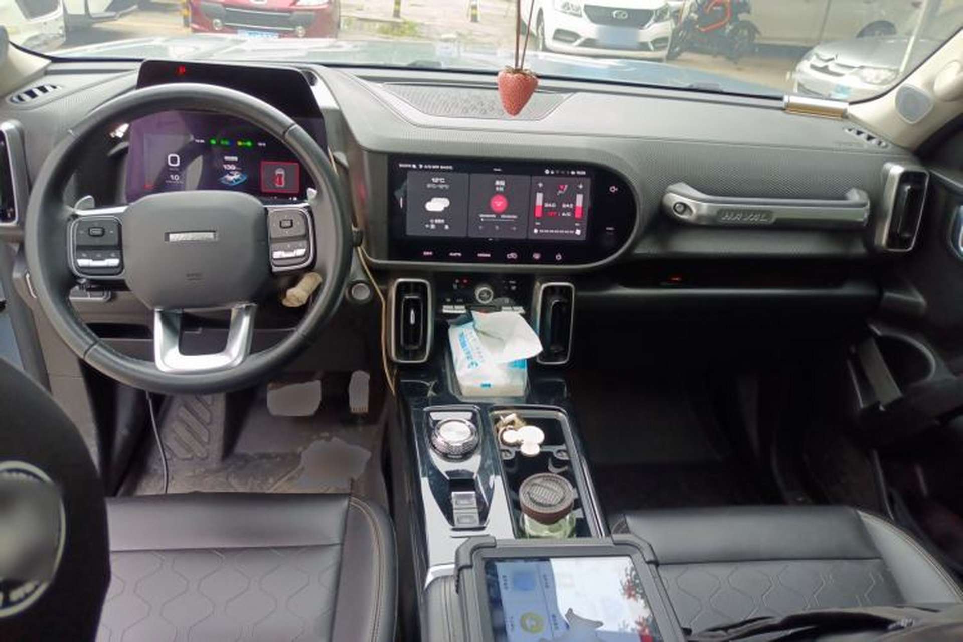 Used Haval DARGO 2021 1.5T DCT Two-Wheel Drive "Wangcai" Edition Center Console