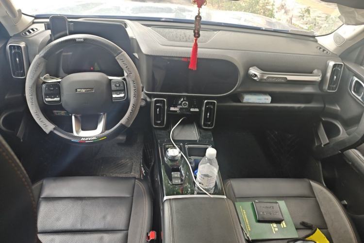 Used Haval DARGO 2021 2.0T DCT All-Wheel-Drive "Hao Tian Quan" Edition Center Console