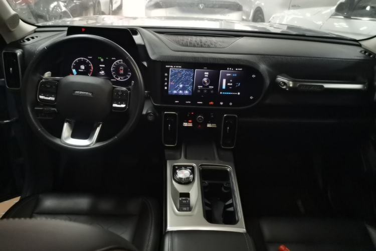 Used Haval DARGO 2021 1.5T DCT Two-Wheel Drive Labrador Edition Center Console