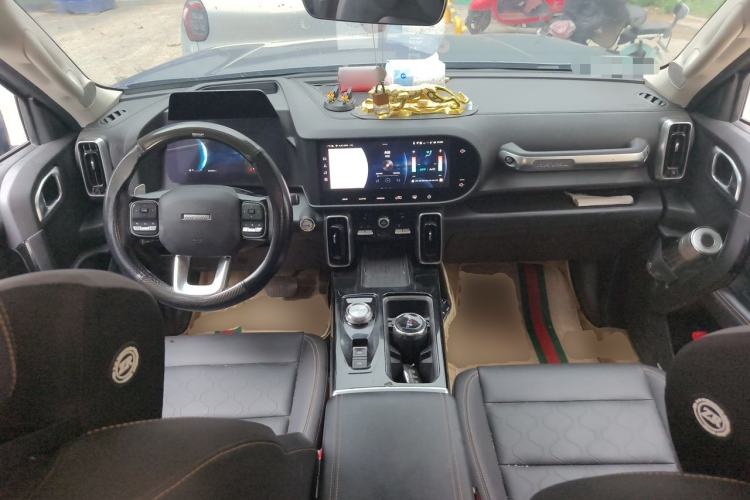 Used Haval DARGO 2021 1.5T DCT Two-Wheel Drive Border Collie Edition Center Console