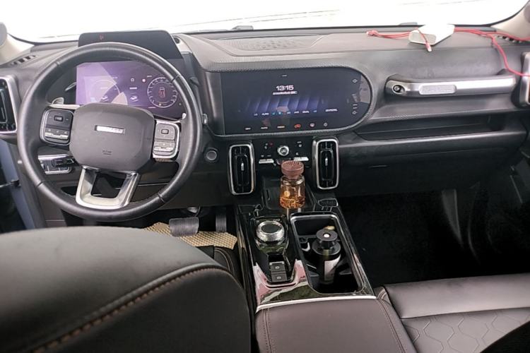 Used Haval DARGO 2021 1.5T DCT Two-Wheel Drive Border Collie - Wangcai Edition Center Console