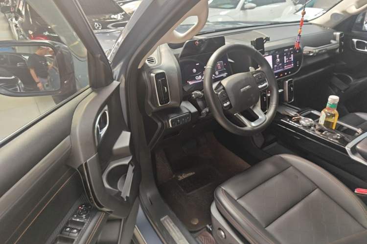 Used Haval DARGO 2021 1.5T DCT Two-Wheel Drive "Mǎquǎn" Edition Driver Seat