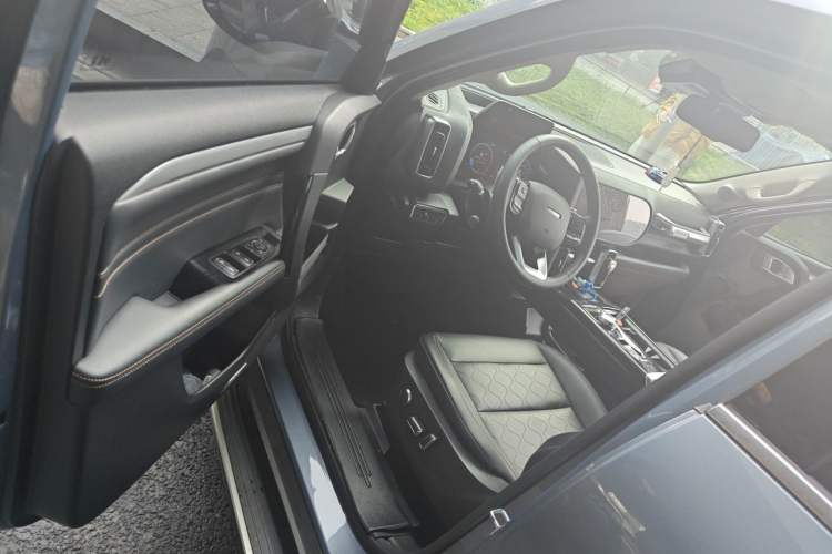 Used Haval DARGO 2021 1.5T DCT Two-Wheel Drive "Mǎquǎn" Edition Driver Seat