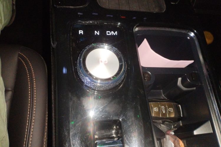 Used Haval DARGO 2021 1.5T DCT Two-Wheel Drive Border Collie - Wangcai Edition Gear Lever