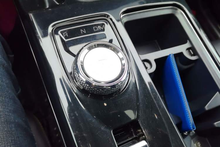 Used Haval DARGO 2021 1.5T DCT Two-Wheel Drive "Mǎquǎn" Edition Gear Lever