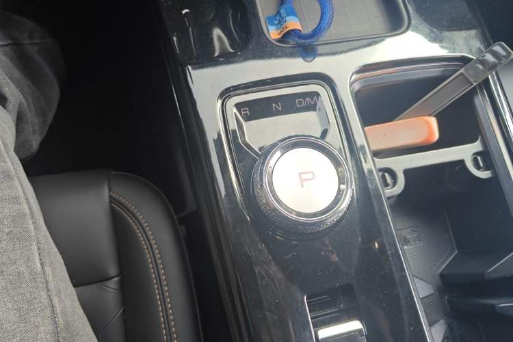 Used Haval DARGO 2021 1.5T DCT Two-Wheel Drive "Mǎquǎn" Edition Gear Lever