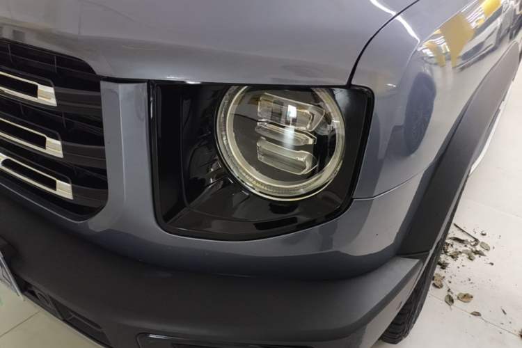 Used Haval DARGO 2021 Revised Version 2.0T DCT Four-Wheel Drive "Hao Tian Que" Edition Left Front Headlight