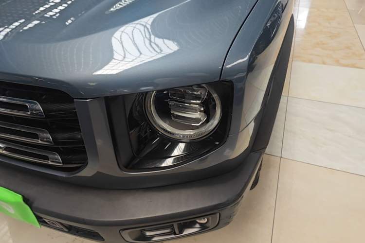 Used Haval DARGO 2021 1.5T DCT Two-Wheel Drive "Mǎquǎn" Edition Left Front Headlight