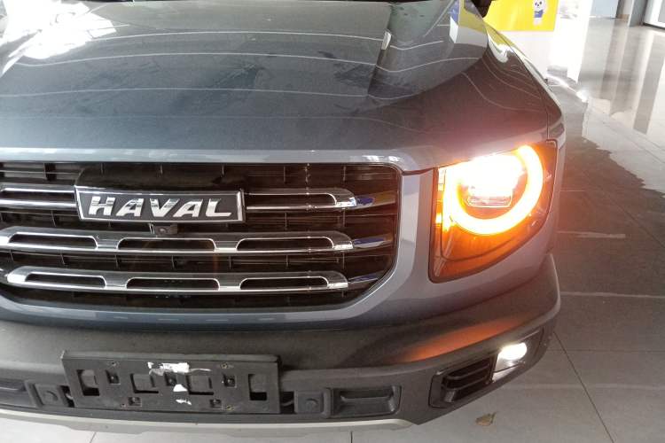 Used Haval DARGO 2021 2.0T DCT 4x4 Chinese Rural Dog Edition Left Front Headlight