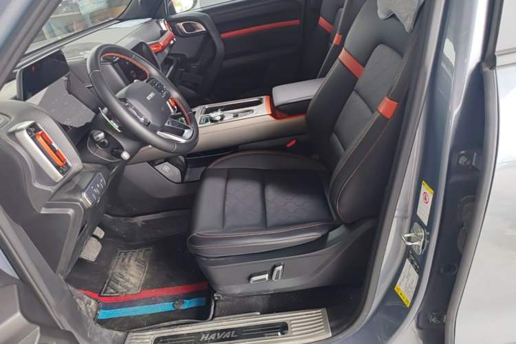 Used Haval DARGO 2021 1.5T DCT Two-Wheel Drive Labrador Edition Left Front Seat