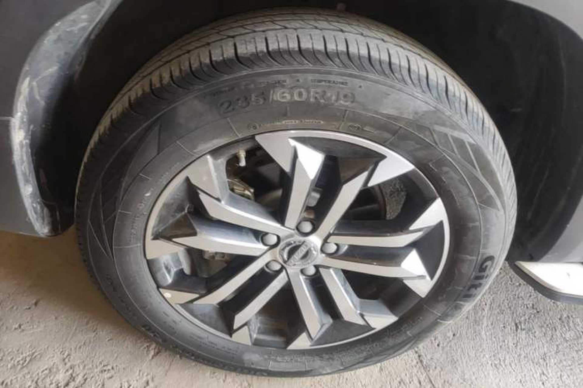 Used Haval DARGO 2021 1.5T DCT Two-Wheel Drive Border Collie Edition Left Front Wheel Hub