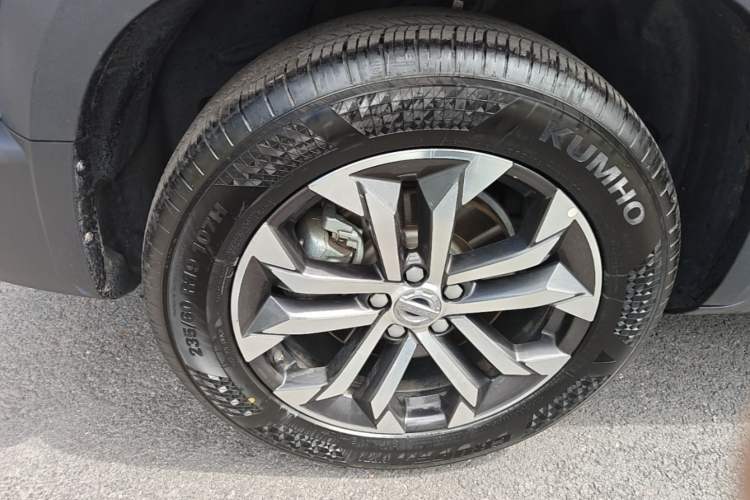Used Haval DARGO 2021 1.5T DCT Two-Wheel Drive Border Collie Edition Left Front Wheel Hub