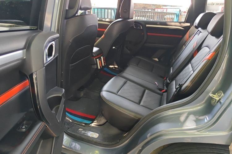 Used Haval DARGO 2021 1.5T DCT Two-Wheel Drive "Mǎquǎn" Edition Left Rear Seat