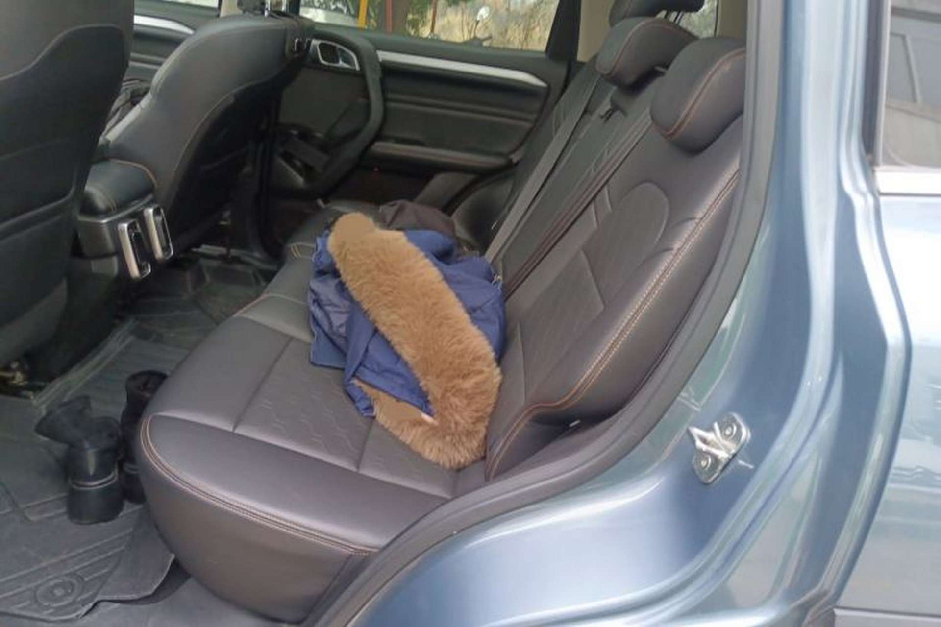 Used Haval DARGO 2021 1.5T DCT Two-Wheel Drive "Wangcai" Edition Left Rear Seat