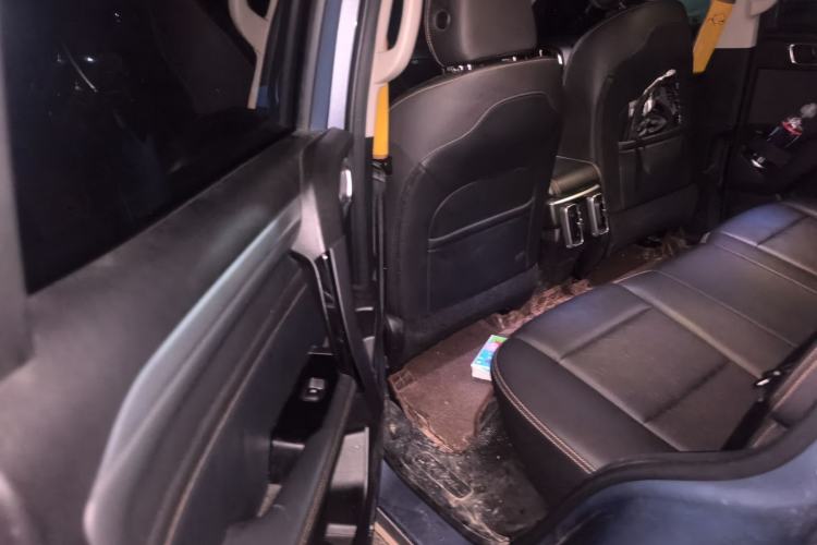 Used Haval DARGO 2021 Revised Version 1.5T DCT Two-Wheel Drive "Mǎquǎn" Edition Left Rear Seat