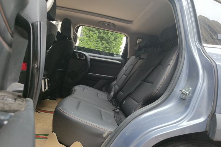 Used Haval DARGO 2021 1.5T DCT Two-Wheel Drive Border Collie Edition Left Rear Seat