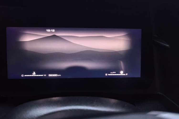 Used Haval DARGO 2021 1.5T DCT Two-Wheel Drive Labrador Edition Odometer Close Up